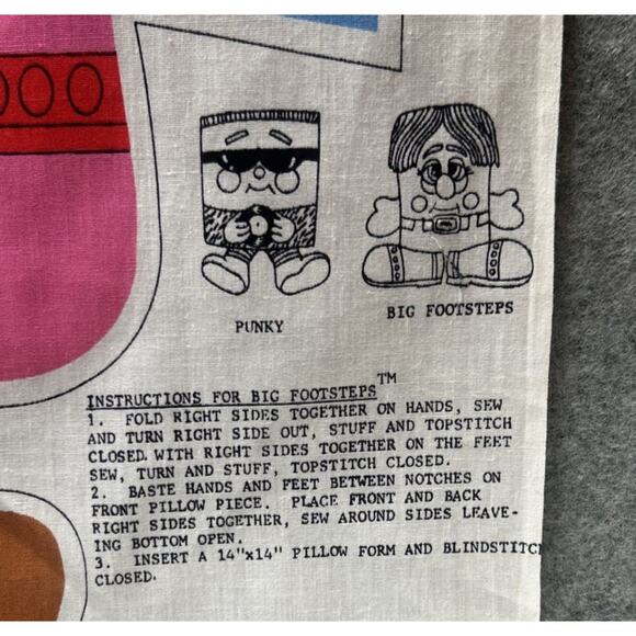 NOS Pillow People Sewing Pattern Panel Aso Alt Full House Punky & Big Footsteps - Picture 10 of 11
